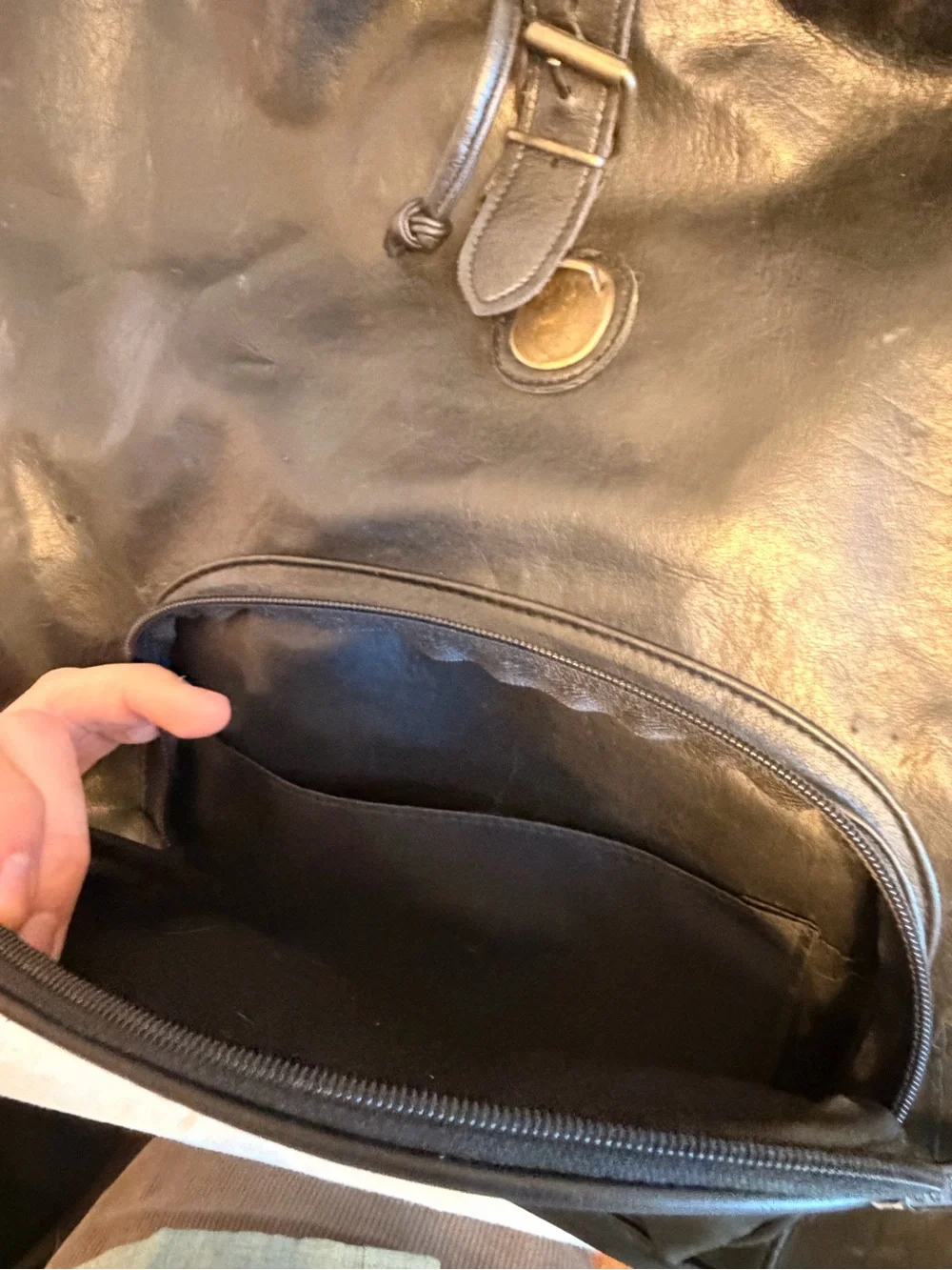 Du Monde Black Leather Cinch Top Backpack Full Size Commuter Travel